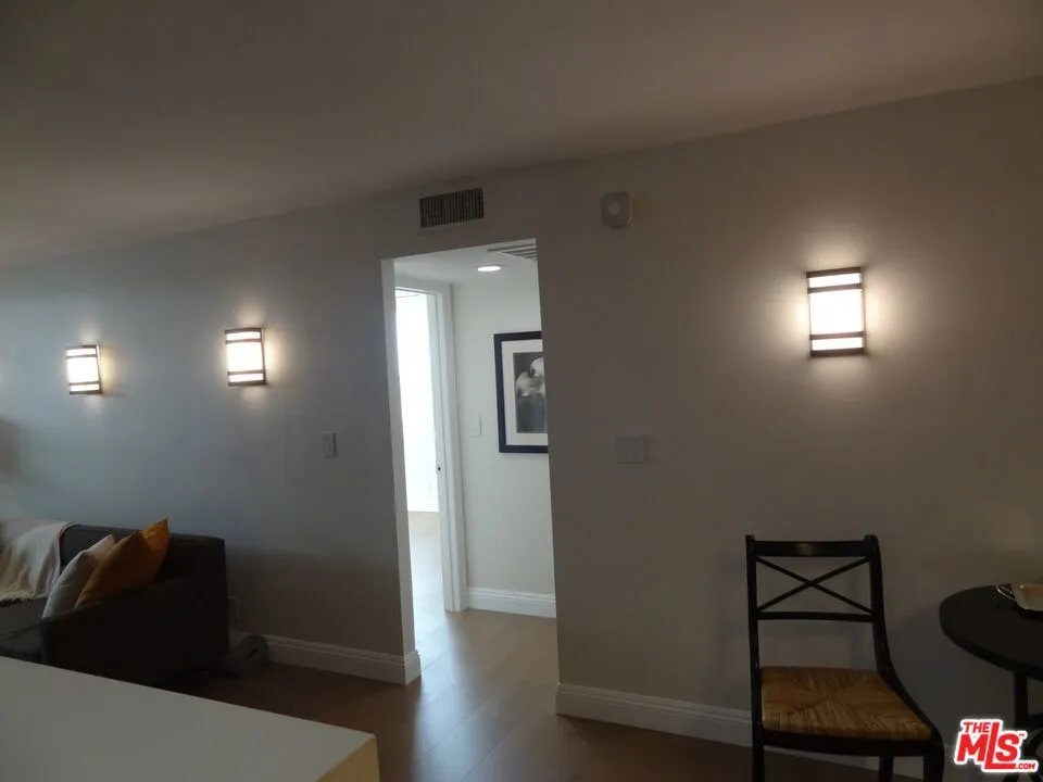 9950 Durant Drive 504, Beverly Hills, California 90212 home-pic-17